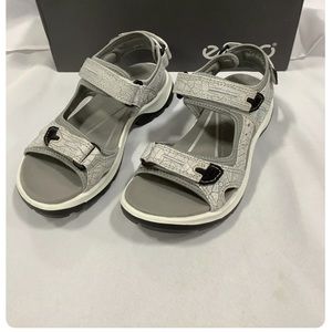 Ecco Yucatán sandals
